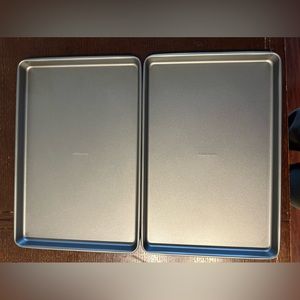Two pack 16 1/2 x 10 3/4 x 1 in. Baking Sheet (EUC)